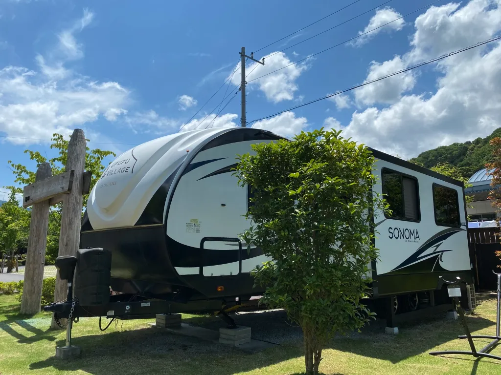 ウフフビレッジ トレーラー外観